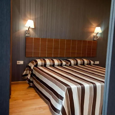 Hostal Bcn 46-3